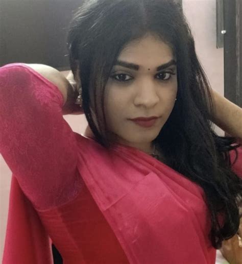 kolkata ladyboy|Meet Local Trans Women in India 